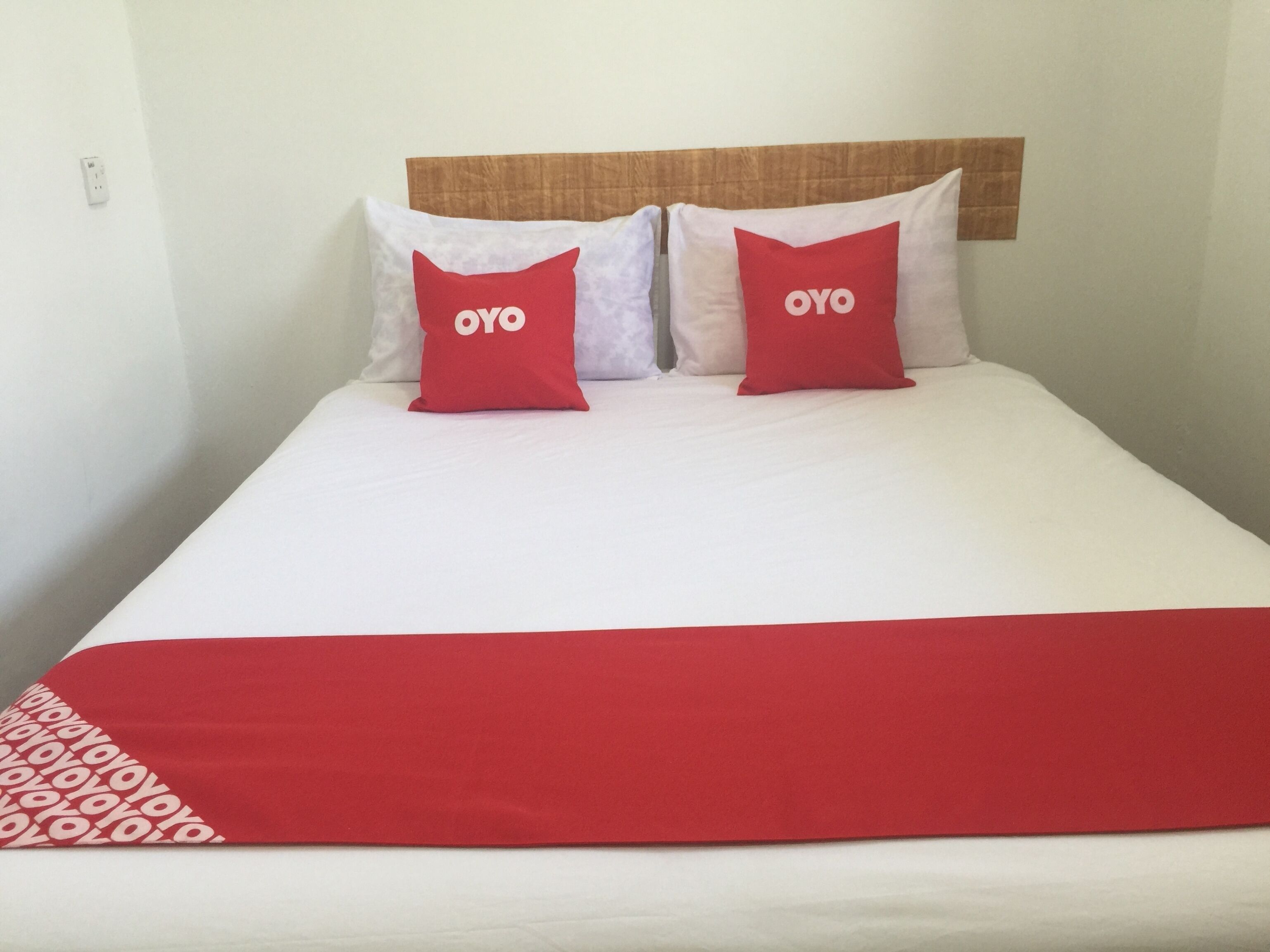 Deluxe Double Room | Soundproofing, free WiFi, bed sheets