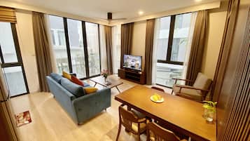 Suite | Property grounds