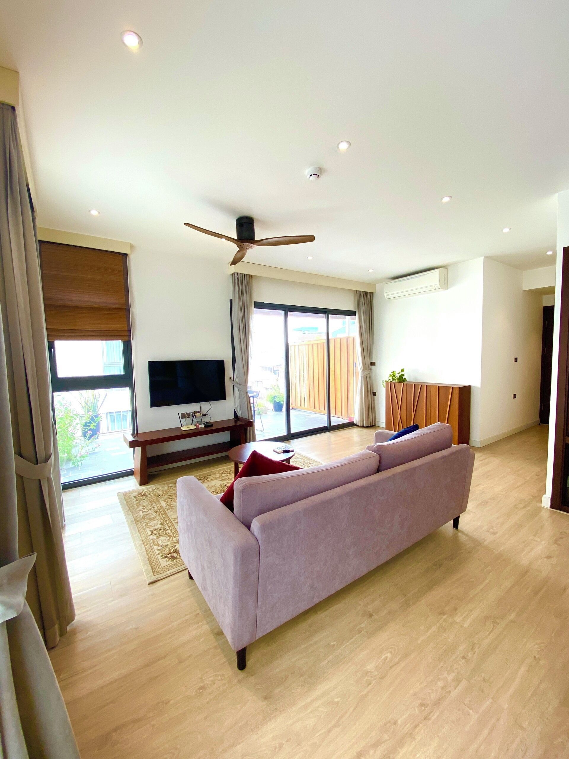 Family Room | Living area | Smart TV