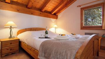 3 chambres, Wi-Fi gratuit, draps fournis