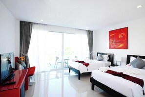 In-room safe, desk, iron/ironing board, bed sheets - One World One Home Naiharn Hotel (Rawai)
