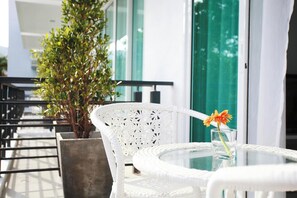 开间, 简易厨房 | 露台