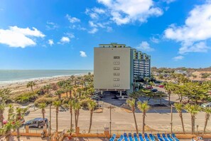 Una playa cerca