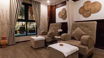 Couples treatment rooms, hot stone massages, deep-tissue massages