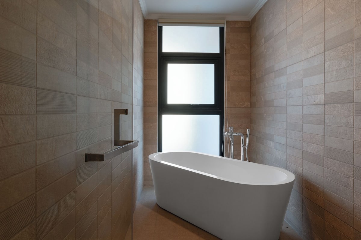 anik premier suite | bathroom | free toiletries, hair dryer, bathrobes, slippers