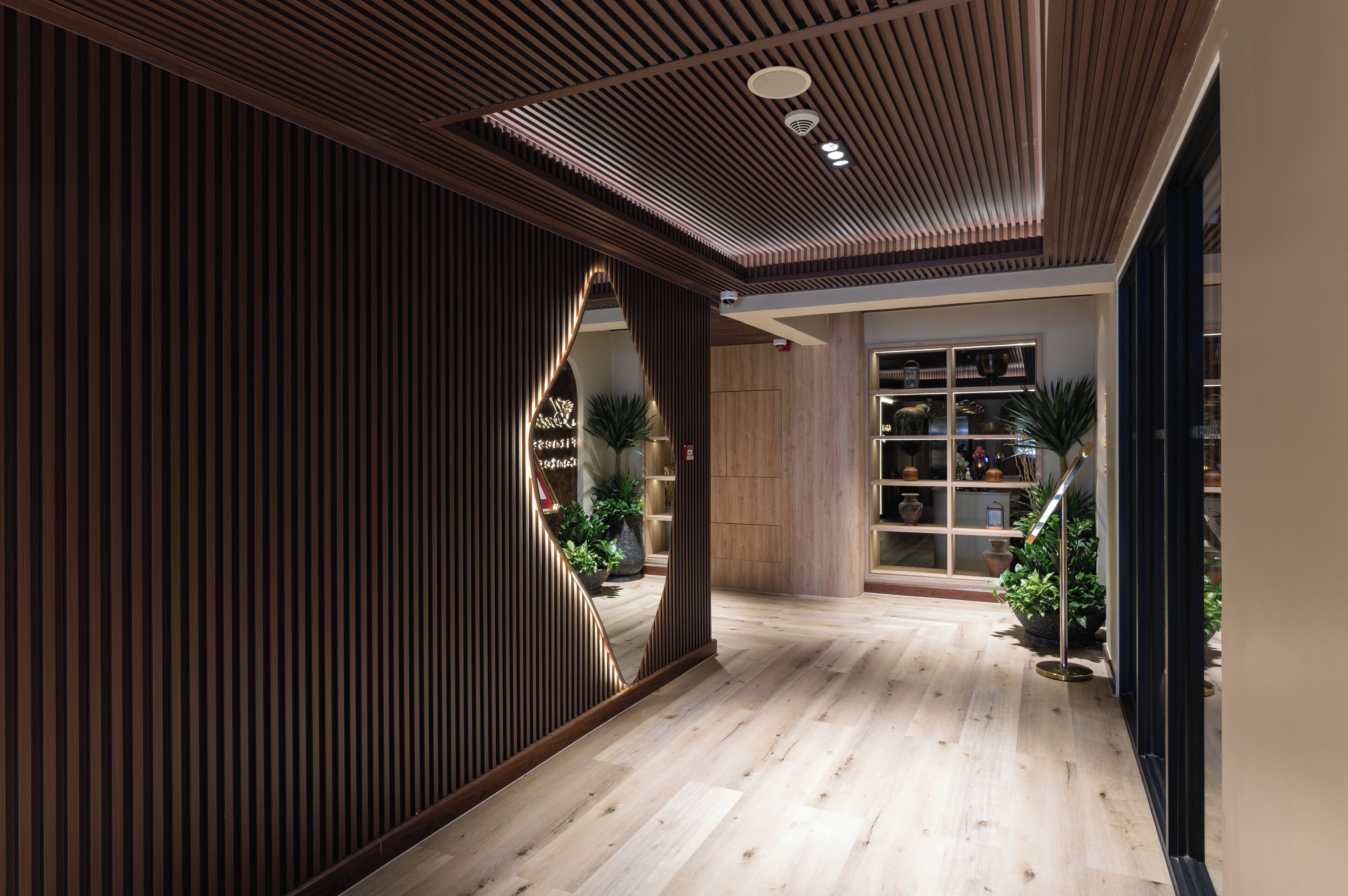 Couples treatment rooms, hot stone massages, deep-tissue massages