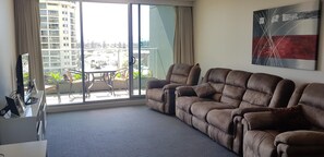 Televisión y reproductor de DVD 