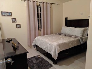 Loft Confort | 2 chambres, ameublement personnalisé, fer et planche à repasser