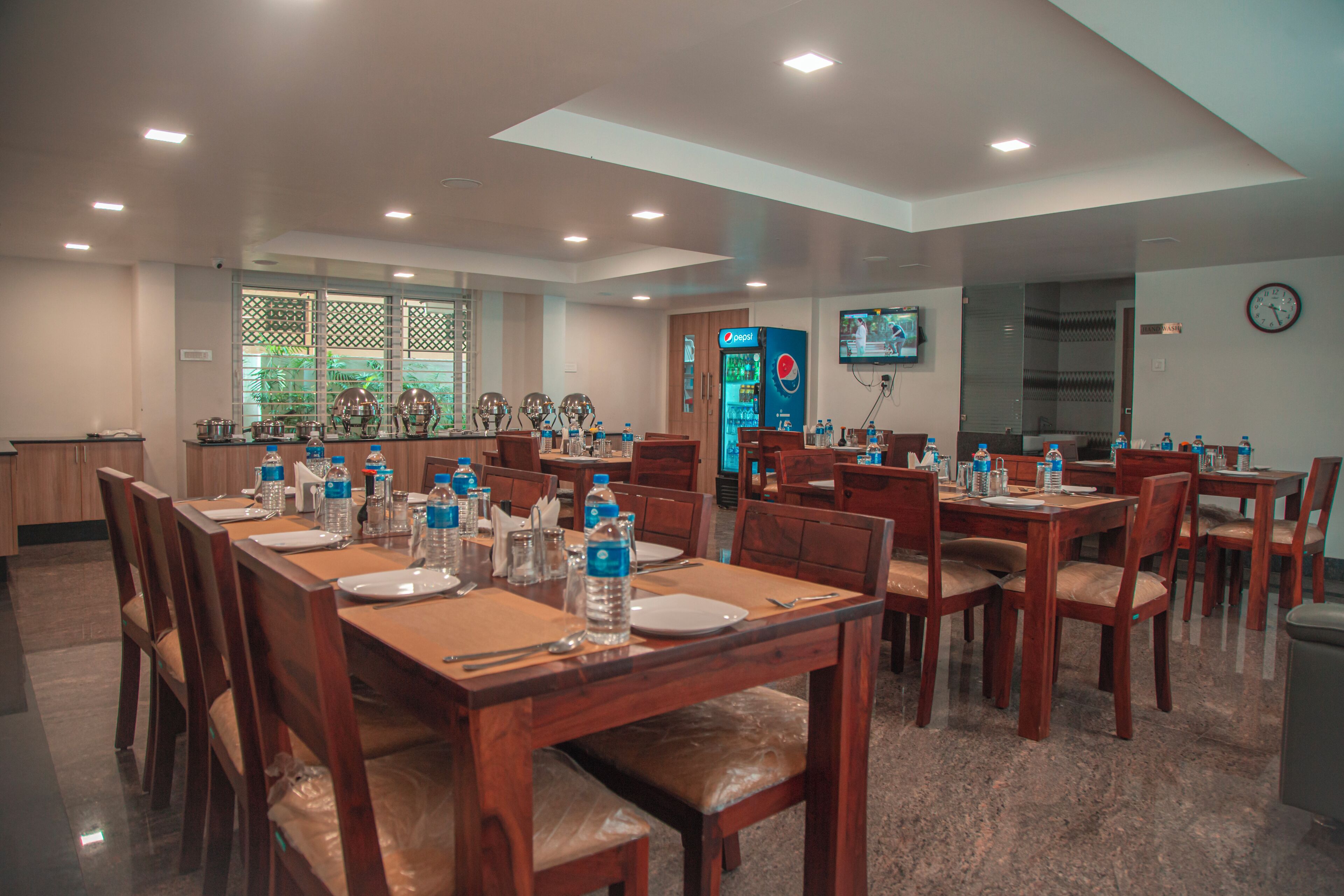 breakfast, lunch, dinner served; indian cuisine