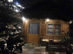 Exterior detail - Da lat homestay - da lat viet nam -  camping at da lat (Dalat)