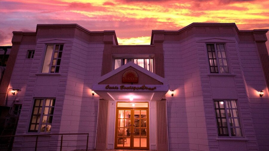 Oasis Boutique House