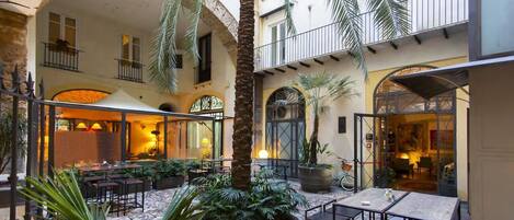 Restauration extérieure