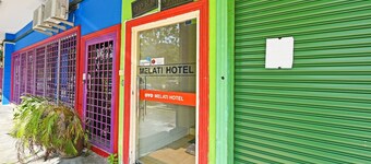 OYO 89656 Melati Hotel Nilai