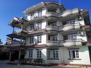 Exterior - Boudha Gallery Hotel (Kathmandu)