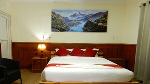 Double Room | Desk, laptop workspace, iron/ironing board (on request), WiFi (free) - Boudha Gallery Hotel (Kathmandu)