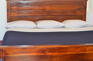 Laptop workspace, iron/ironing board, bed sheets - green mist cottage (Haputhale)