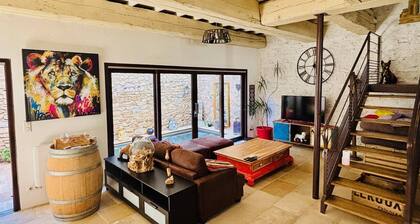 Olonzac Escape: Pool & Charme