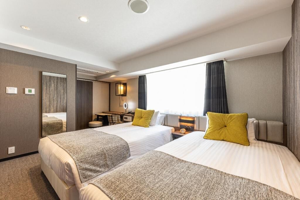 Down duvets, minibar, in-room safe, desk