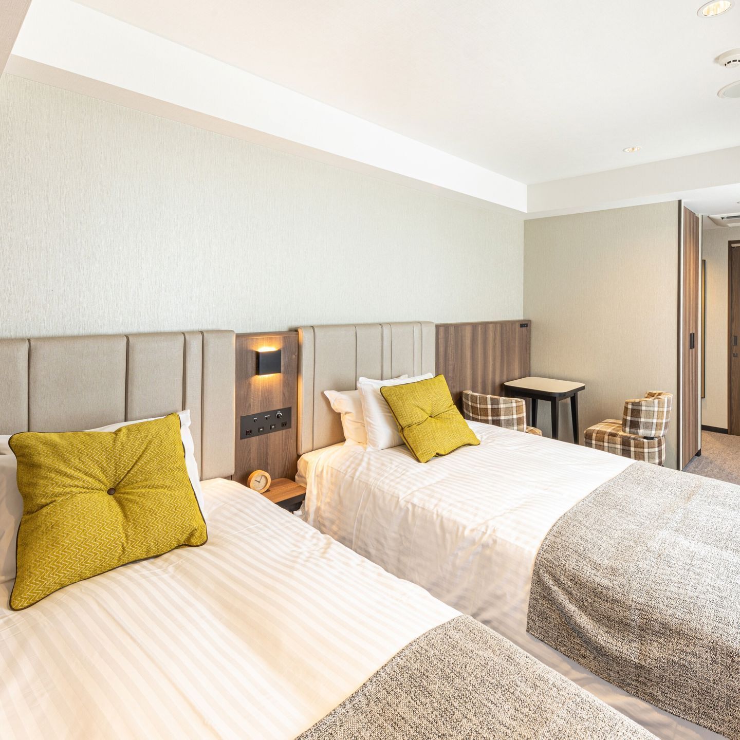 Down duvets, minibar, in-room safe, desk