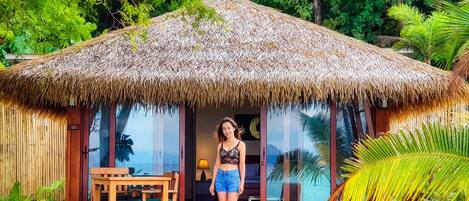 Minibar, in-room safe, free WiFi