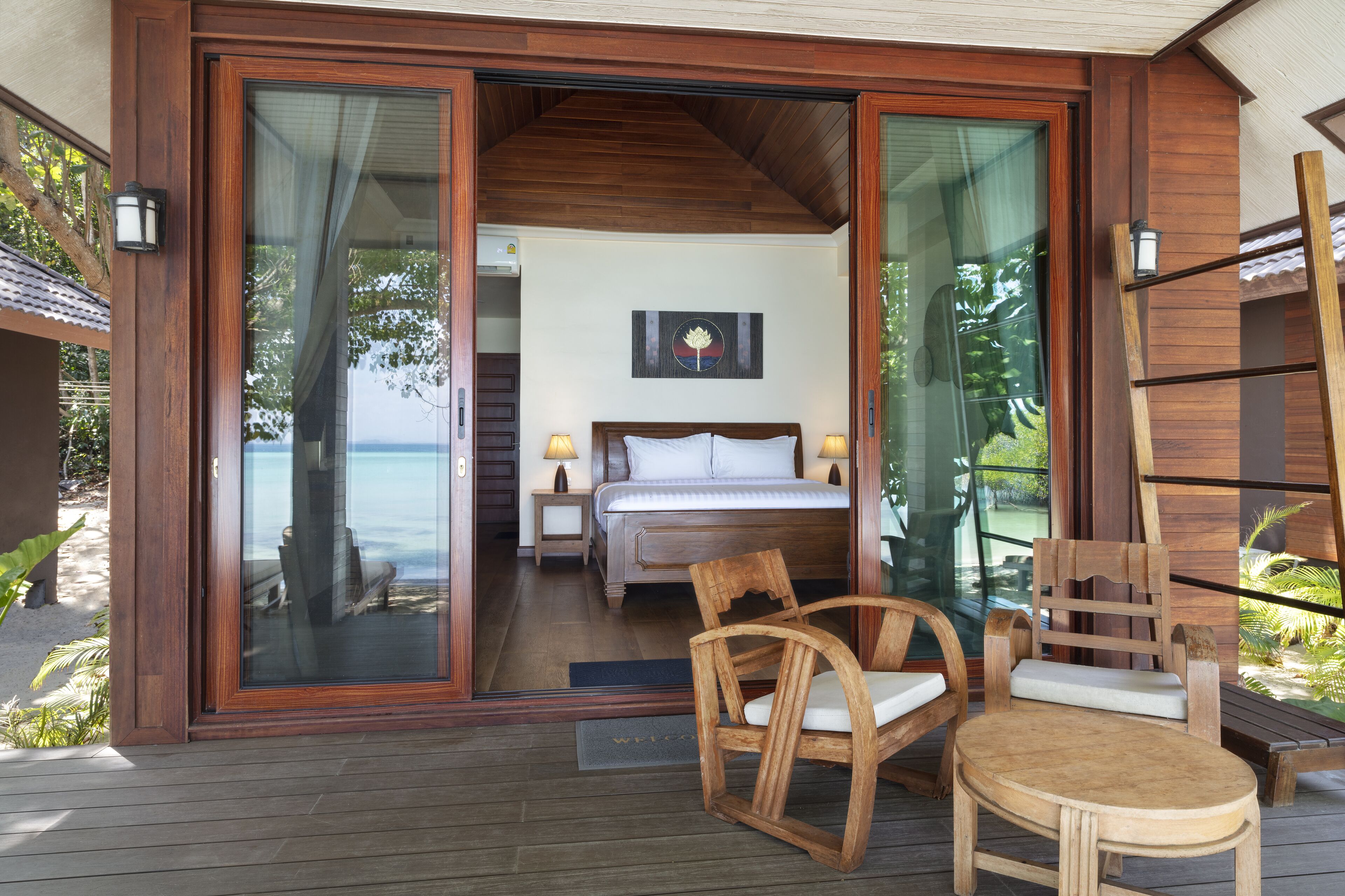 Beachfront Breeze | Minibar, in-room safe, free WiFi