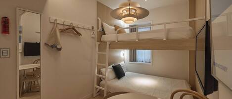 Design Double Room | Premium bedding, pillowtop beds, individually decorated