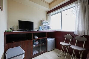 City Twin Room, Non Smoking, City View | Living area | 13-inch flat-screen TV with cable channels, TV - Miki Hall Akabane (Tokyo)