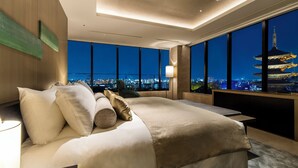 ห้องพาโนรามิกสตูดิโอสวีท, เตียงคิงไซส์ 1 เตียง, ปลอดบุหรี่ | เครื่องนอนระดับพรีเมียม, ผ้านวมขนเป็ด, เตียงพร้อมฟูกเสริมที่นอน