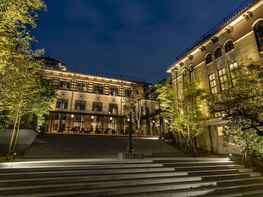 Fassade der Unterkunft – Abend/Nacht