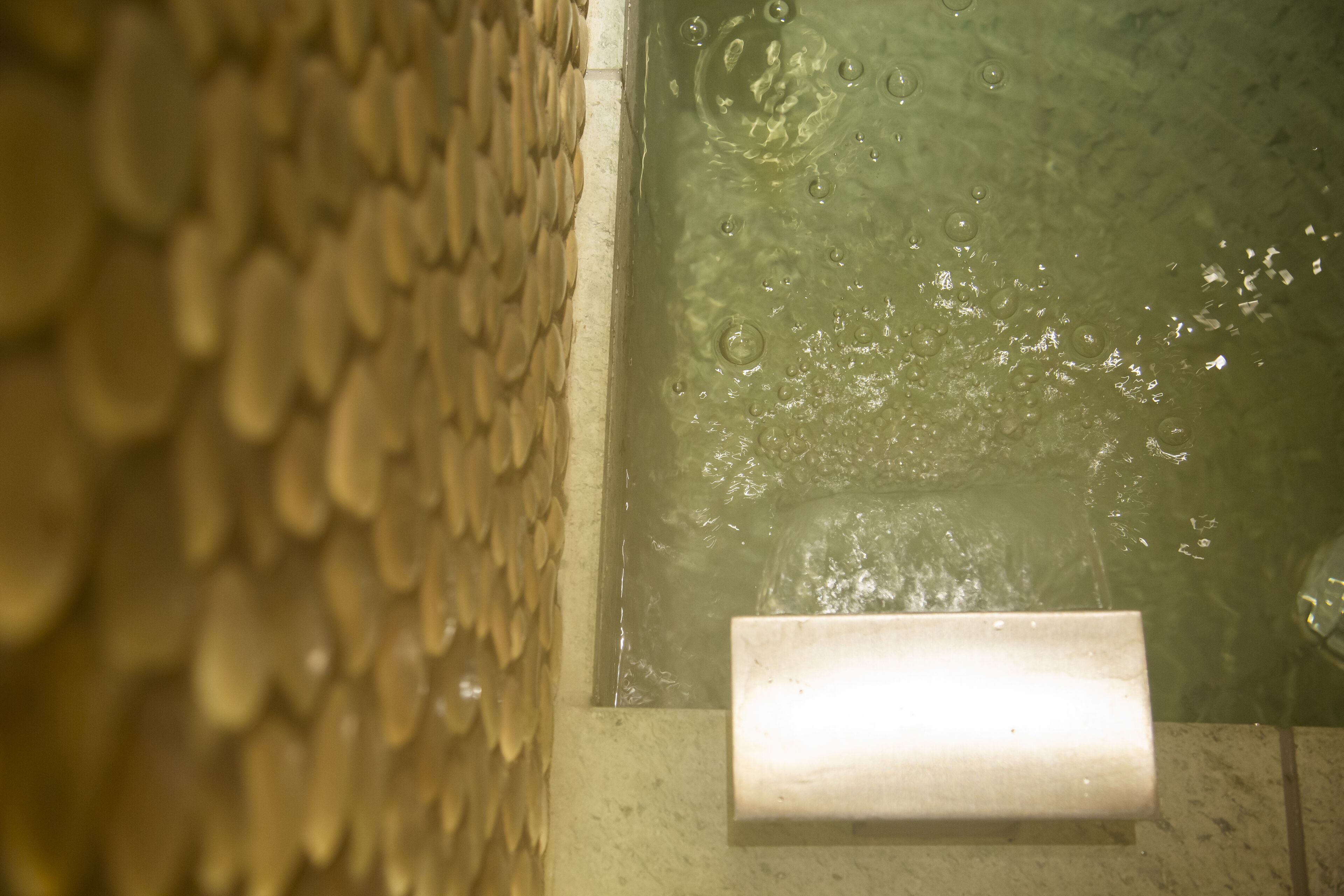 Aromatherapie, reflexologie, massagebehandelingen