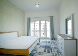 Business Apartment | Free WiFi - Discovery Gardens (Dubai)