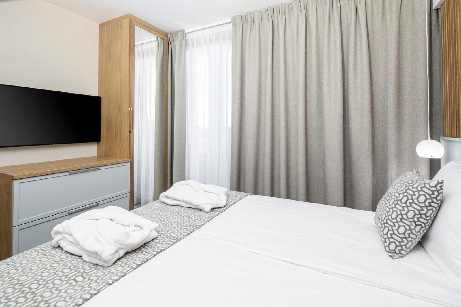 In-room safe, desk, iron/ironing board, free WiFi