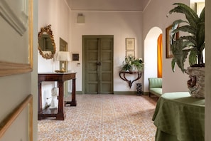 Interior - Ajutamicristo by DomuSicily (Palermo)