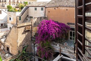 Property grounds - Ajutamicristo by DomuSicily (Palermo)