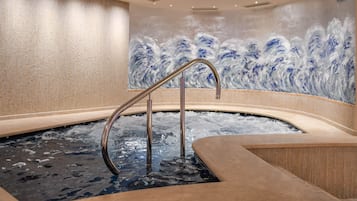 Sauna, hot tub, steam room, massages