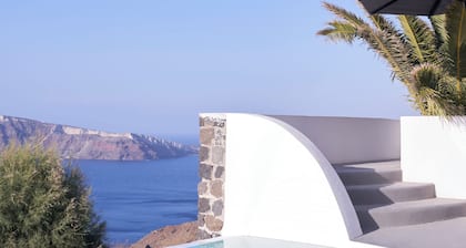 Mr. & Mrs. White Oia – Santorini