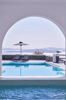 Two Bedroom Suite with Jetted Tub & Caldera View | Premium bedding, minibar, in-room safe, free WiFi