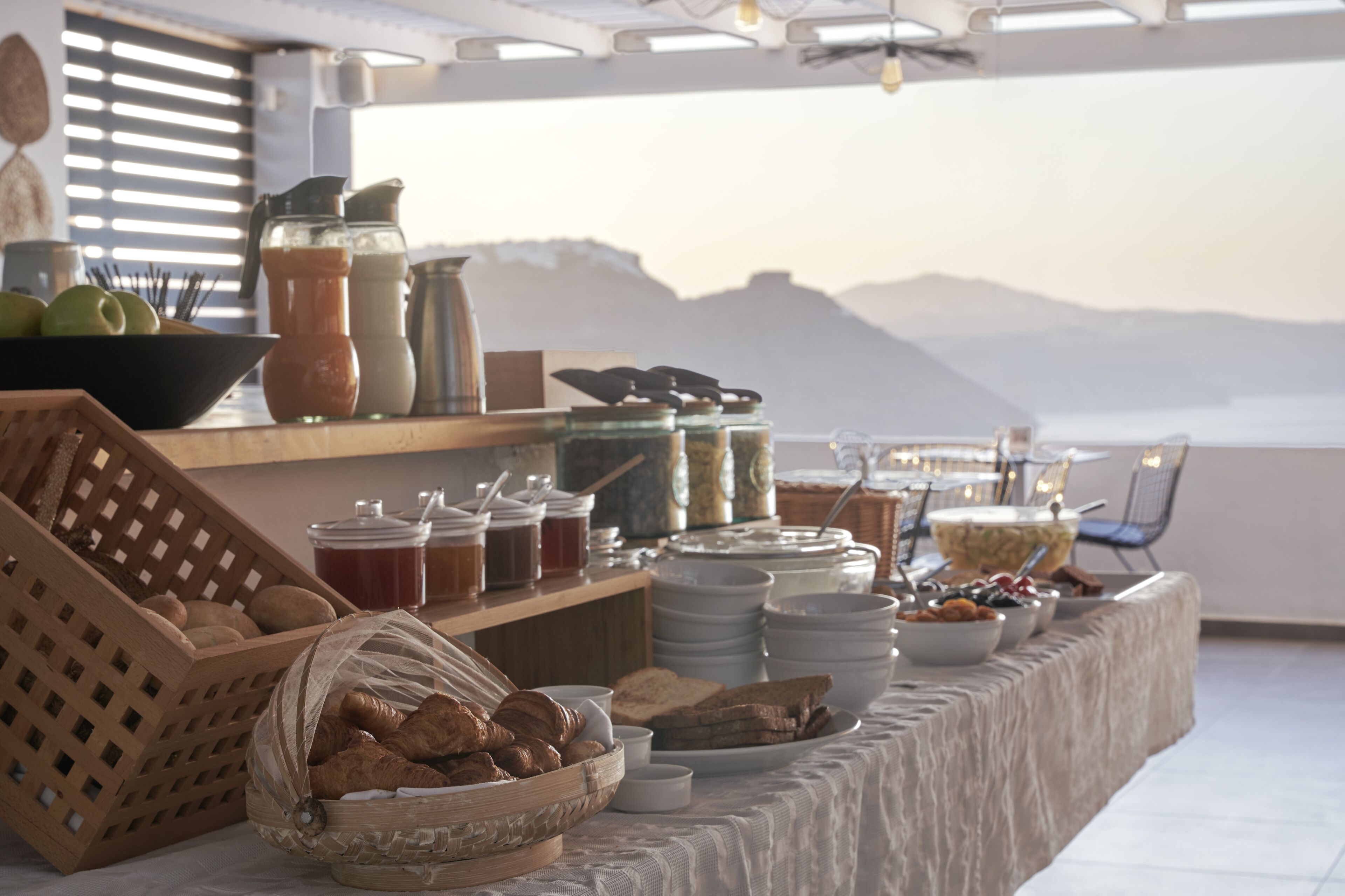 free daily continental breakfast