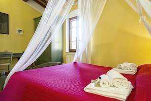 Apartamento, 2 habitaciones (Alloro) | Escritorio, cunas gratuitas, wifi gratis y ropa de cama