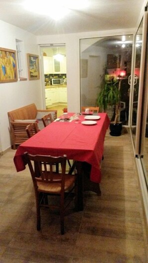 Café da manhã continental grátis todos os dias