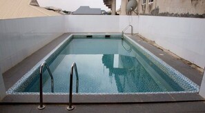Outdoor pool - Aerol Hotel (Lagos)