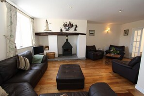 LCD TV, fireplace
