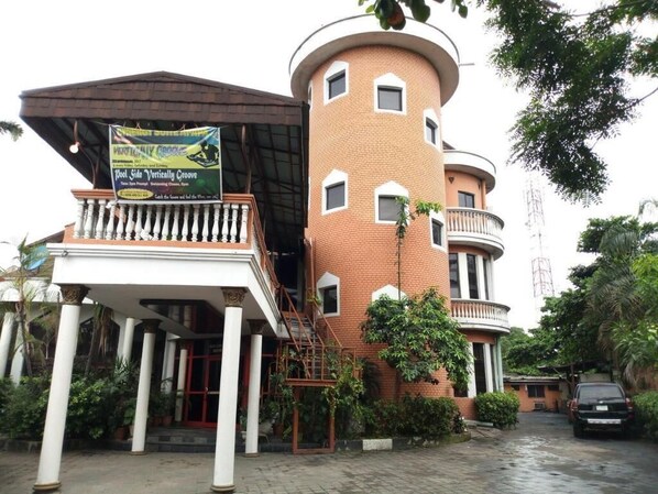 Exterior - Cynergy Suites Apapa (Lagos)