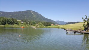 Unclassified image, 2 of 18, button