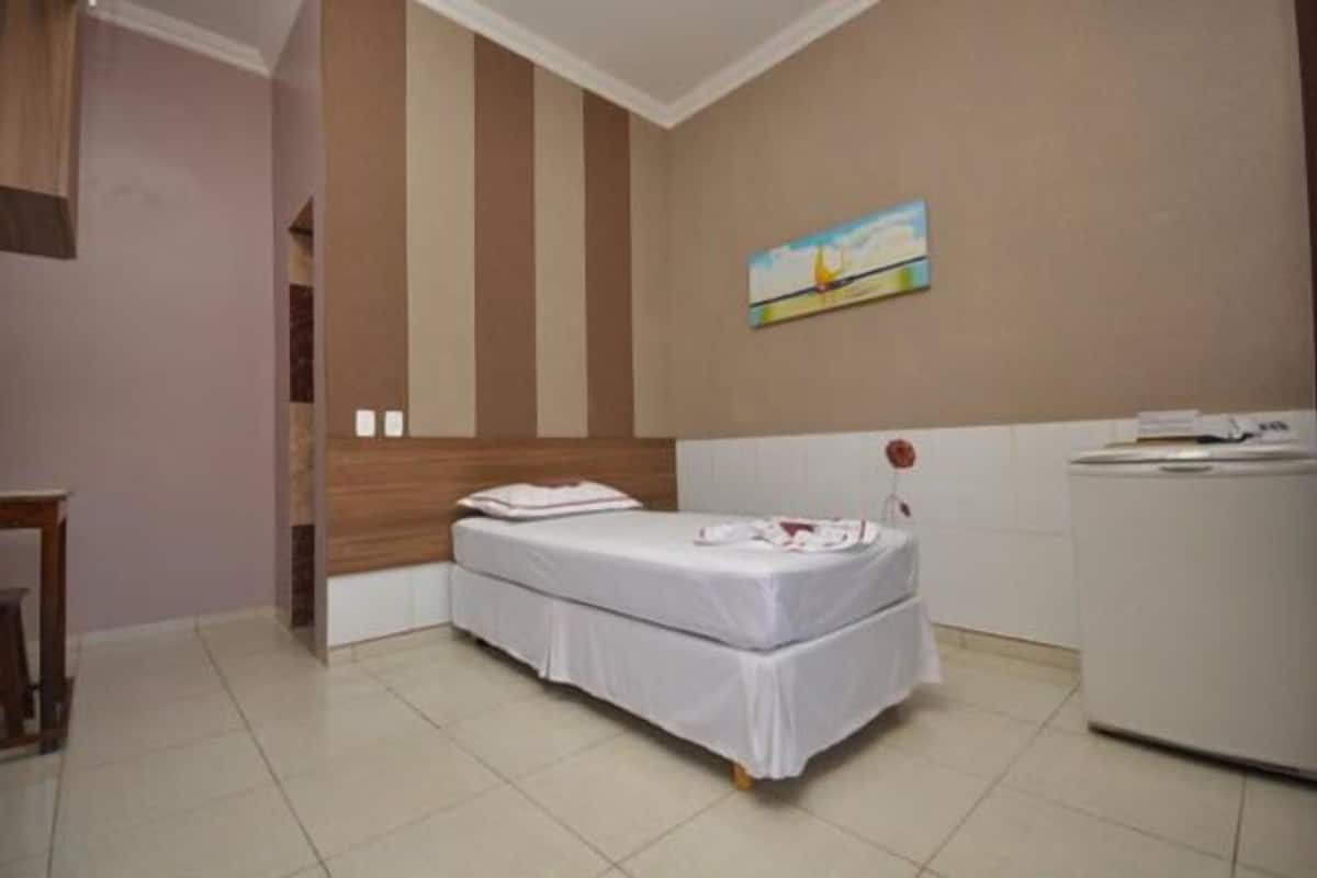 Superior Single Room | Desk, laptop workspace, blackout drapes, iron/ironing board