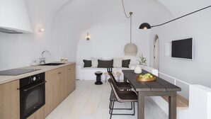 Superior maisonnette, 3 slaapkamers, bubbelbad | Privékeuken | Een espressoapparaat, een koffiezetapparaat/waterkoker, een koelkast