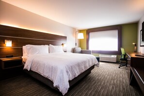 In-room safe, desk, laptop workspace, blackout drapes - Holiday Inn Express & Suites Rehoboth Beach by IHG (Rehoboth Beach)