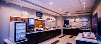 Holiday Inn Express & Suites Rehoboth Beach by IHG