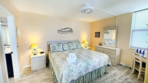 1 habitación, tabla de planchar con plancha, wifi gratis y ropa de cama 
