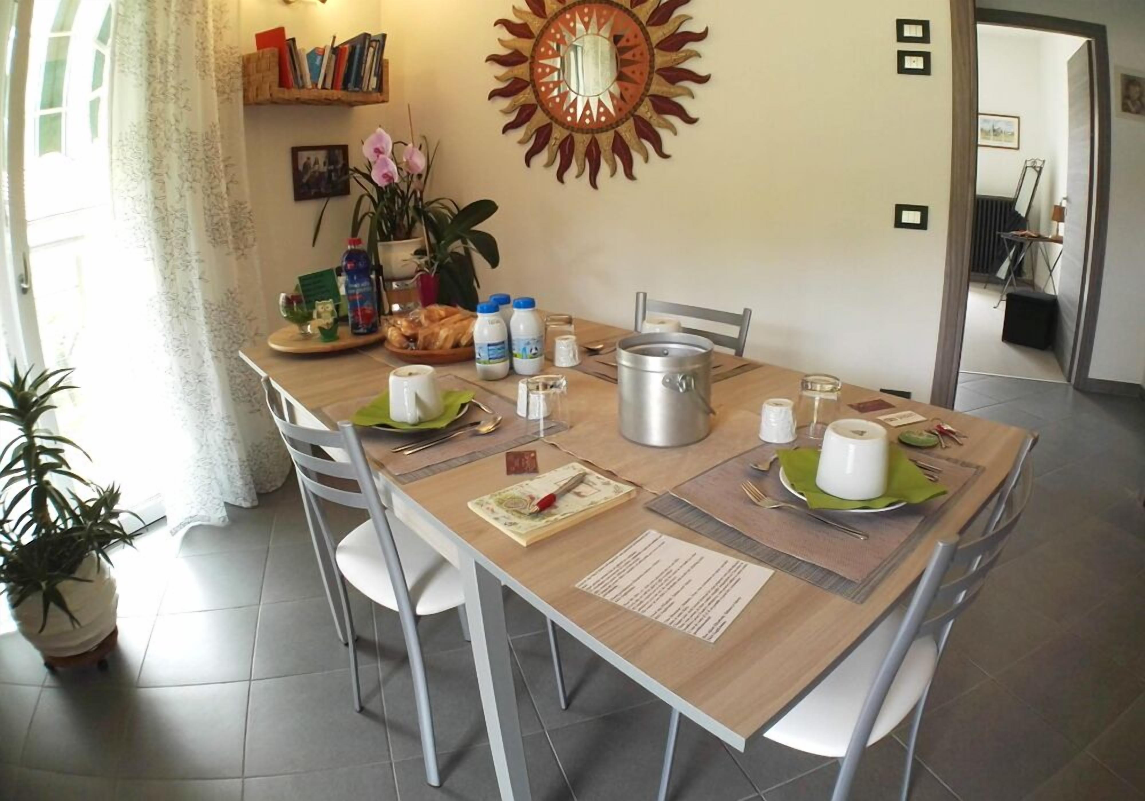 Petit déjeuner en libre-service compris tous les jours